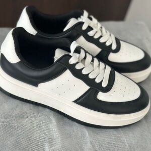 Madden Girl Black and White Women’s Sneakers